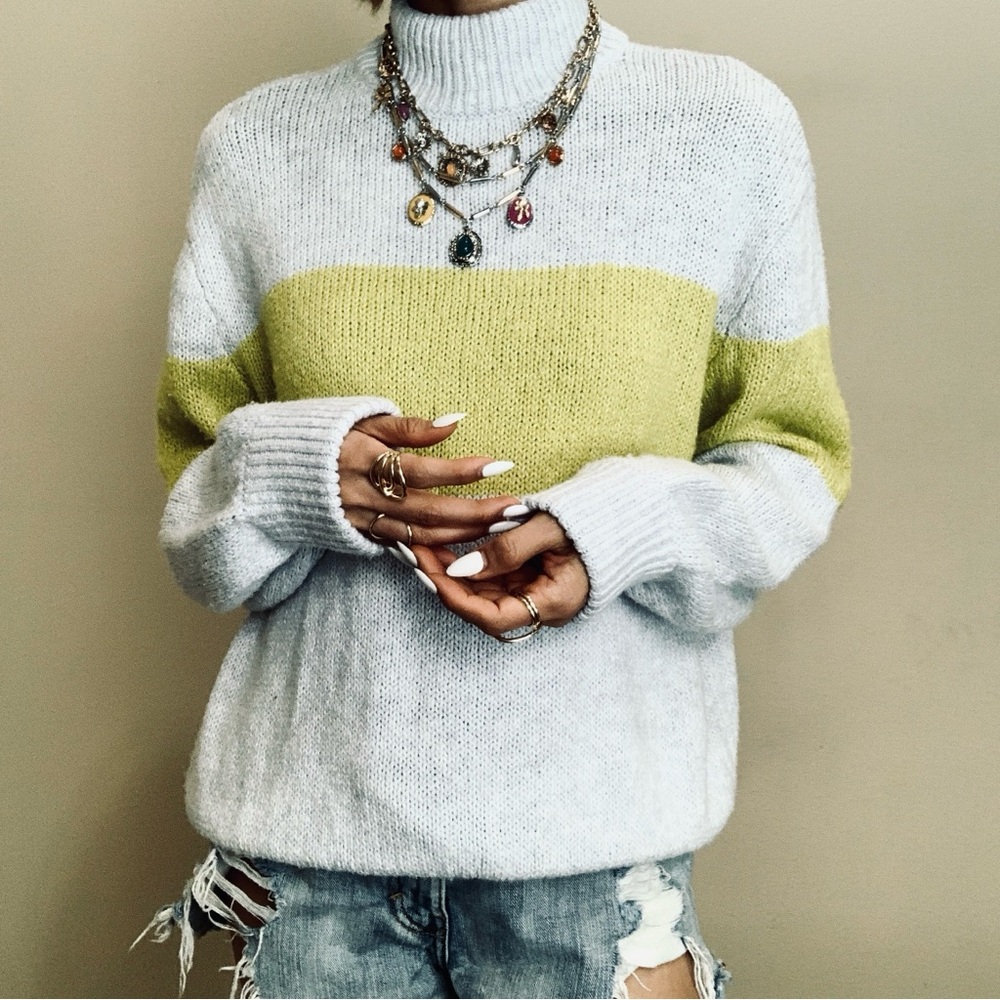 Brand New Aerie sweater